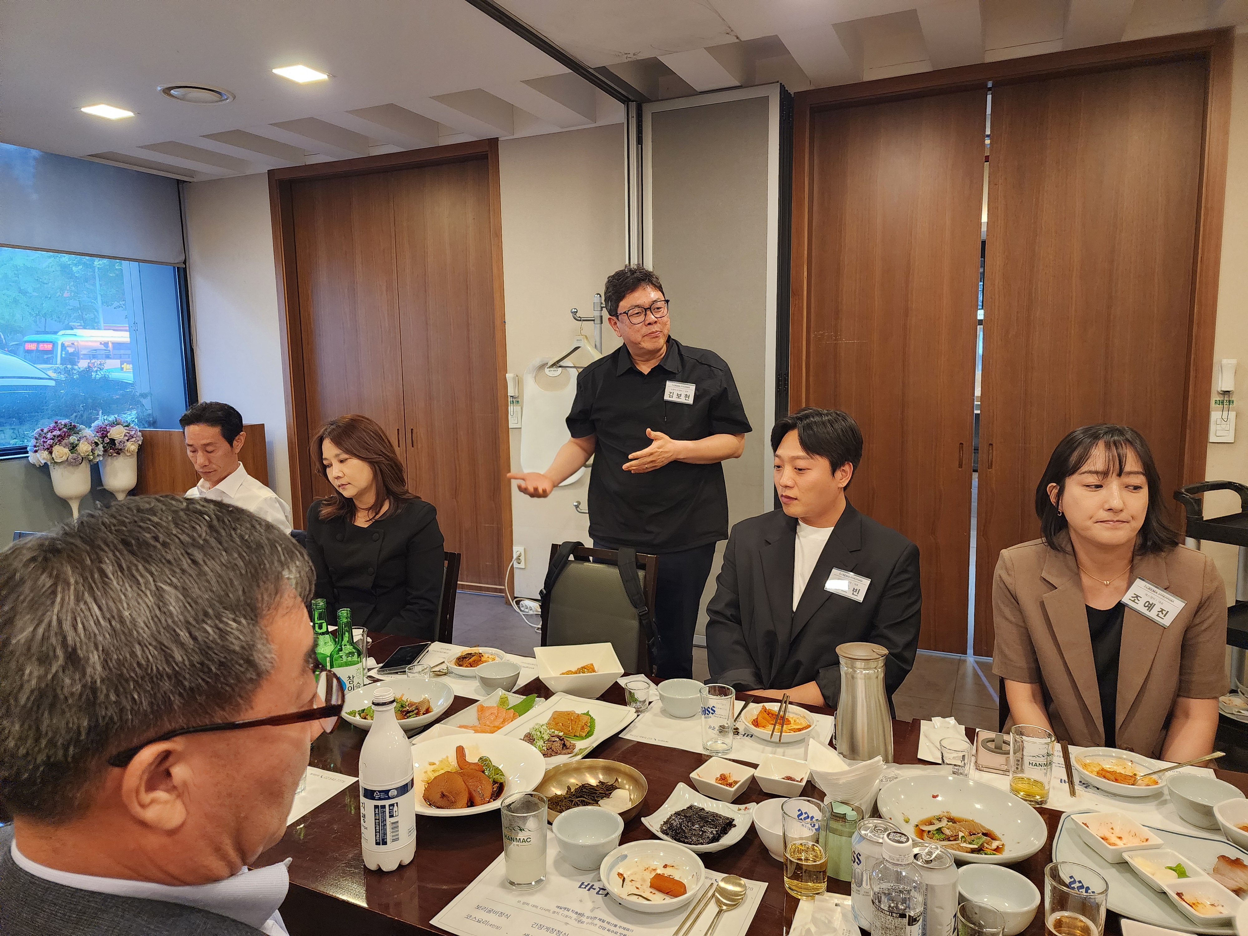 석찬간담회 현장 14