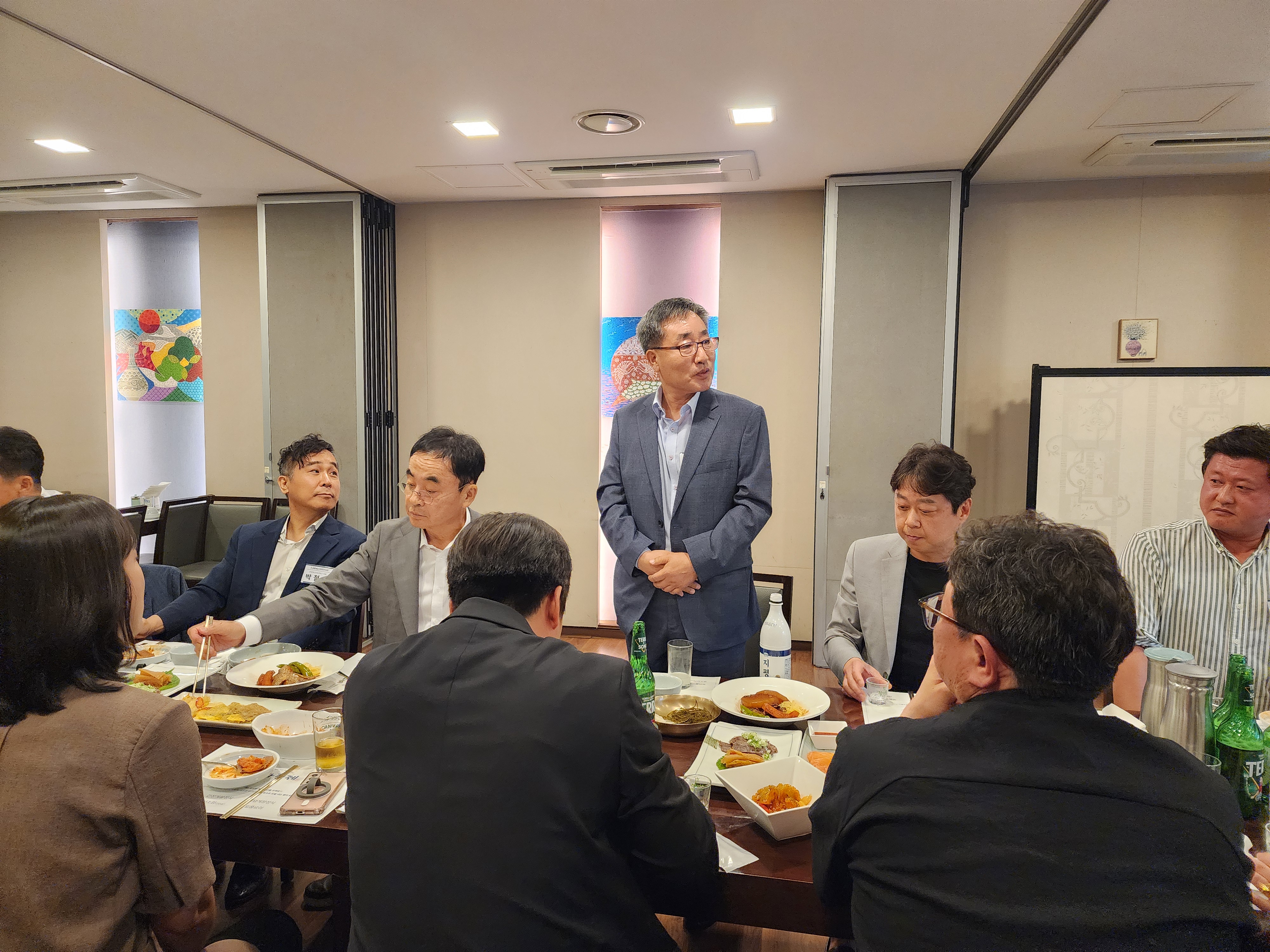 석찬간담회 현장 21